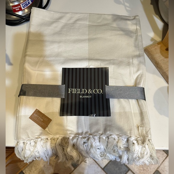 FIELD & CO IVORY PLAID HP LOGO 100% ORGANIC COTTON LIGHT BLANKET 60”x 70” THROW - Picture 7 of 10